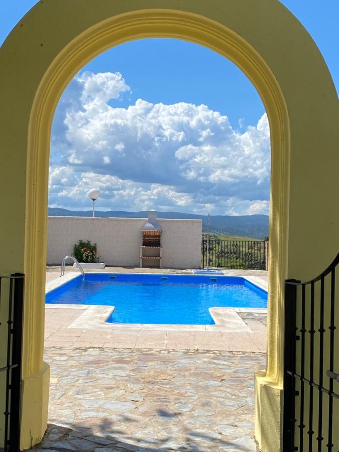 Casa Rural Montes De Trigo 赫雷斯德洛斯卡瓦列罗斯 外观 照片